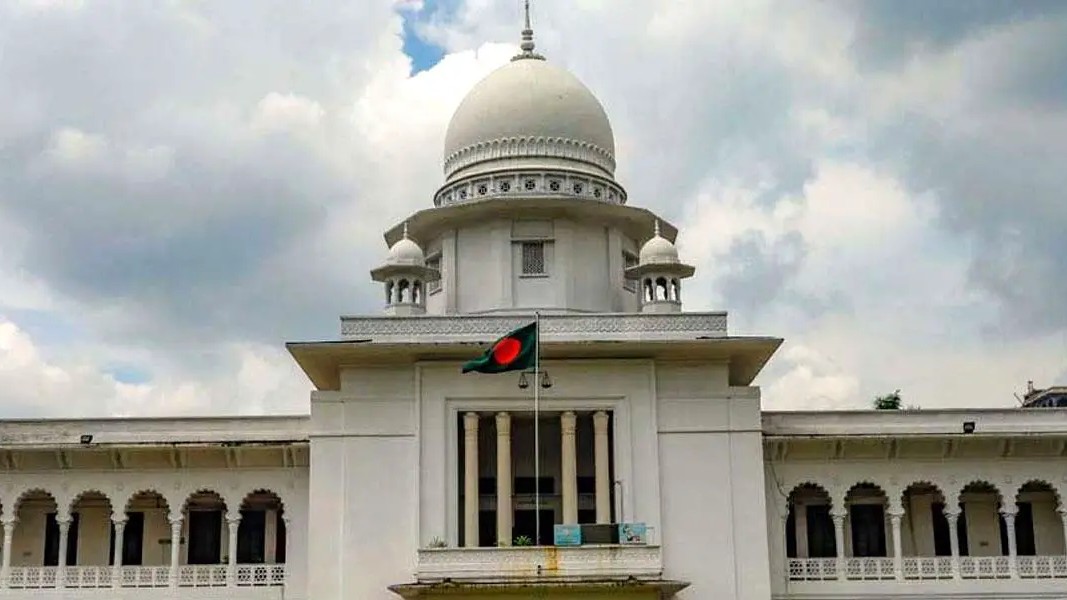 নারী সংস্কার কমিশনের বিতর্কিত ধারার বৈধতা নিয়ে রিট খারিজ করেছেন হাইকোর্ট