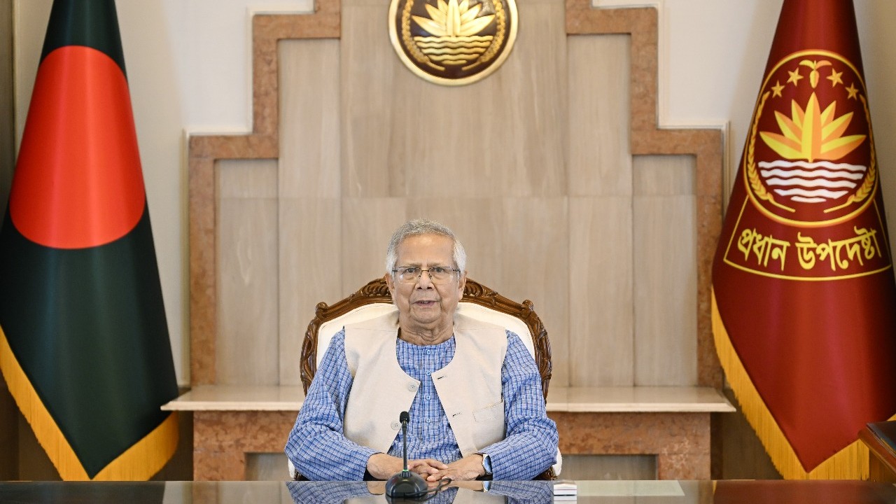 একই দিনে গণভোট ও নির্বাচন : প্রধান উপদেষ্টা